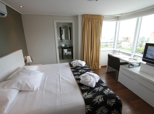 Suite Regency Golf Hotel Urbano en Montevideo